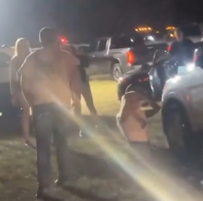 Man Defends Wife from 5 Women Original Video or Husband