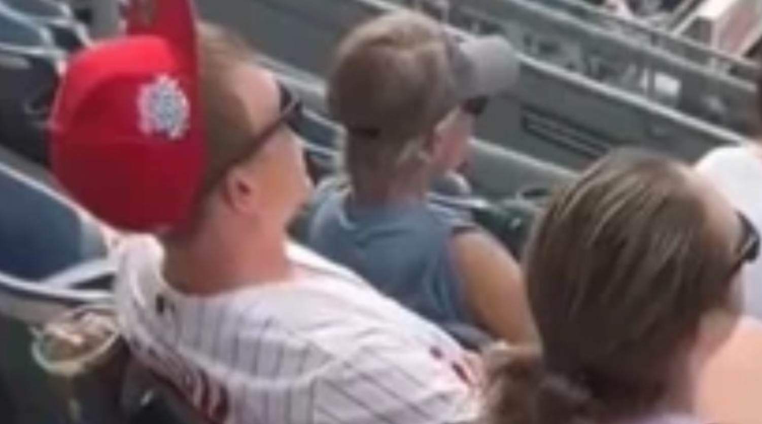 Phillies Yankees Couple Fan Video and Debate Across Social Phillies Yankees Couple Fan Video and Debate Across Social