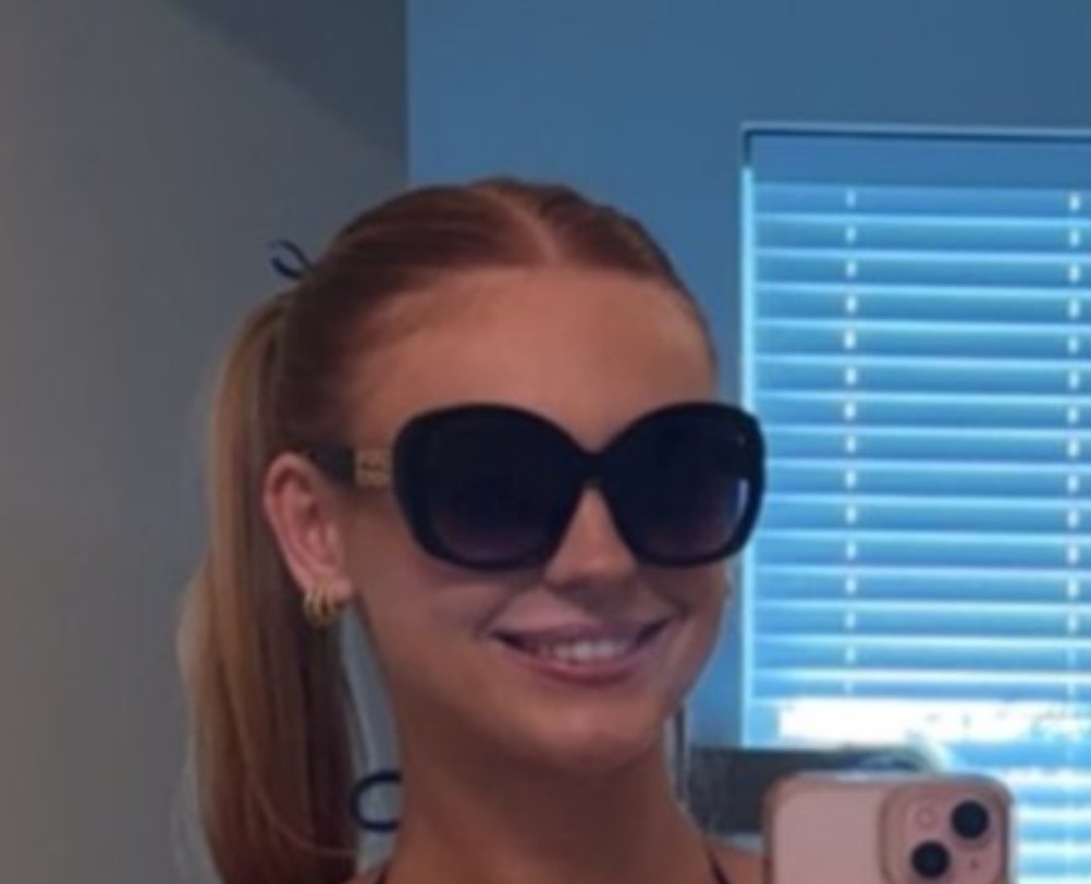 Maddie Kowalski Video and The UF Florida Student at Eiffel Tower